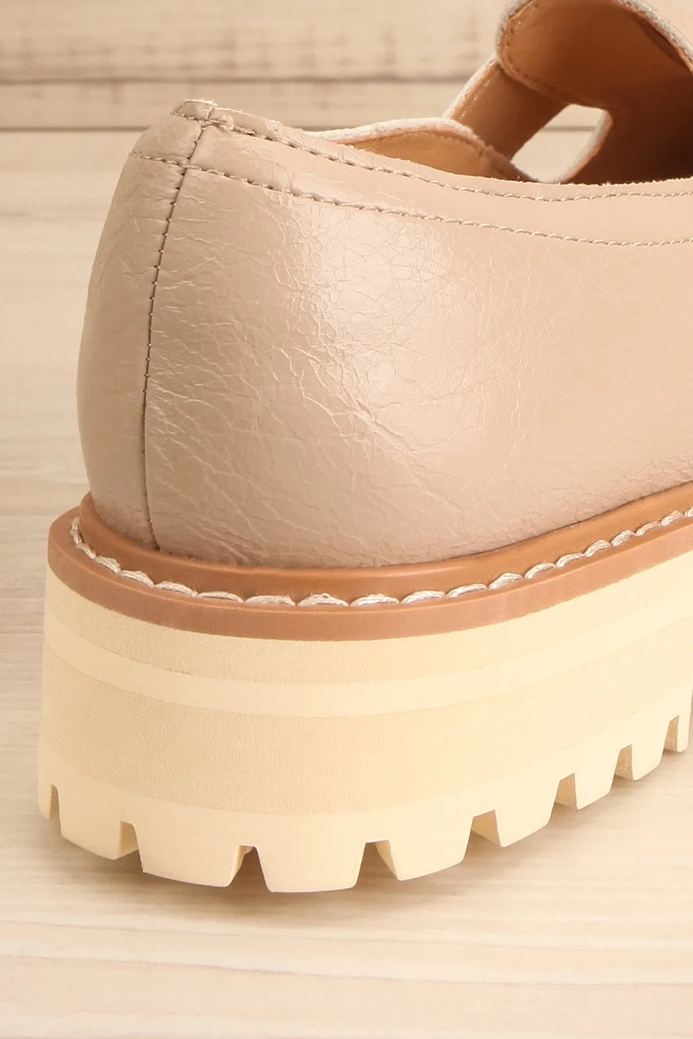 Beatrisse | Beige Faux-Leather Loafers w/ White Soles