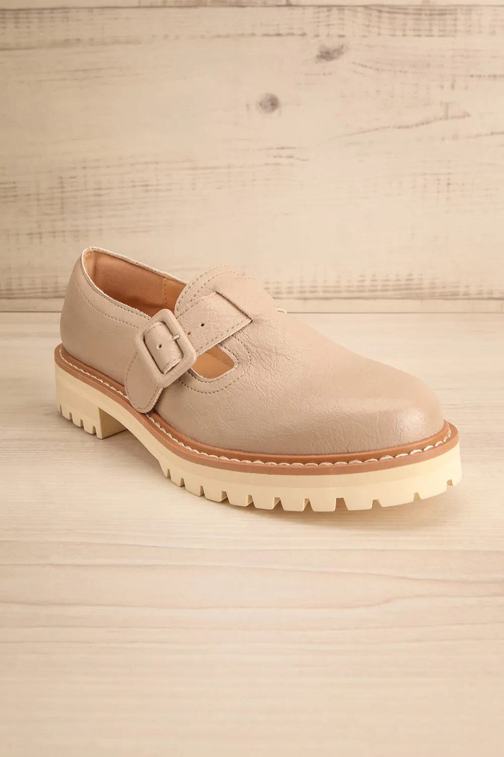 Beatrisse | Beige Faux-Leather Loafers w/ White Soles