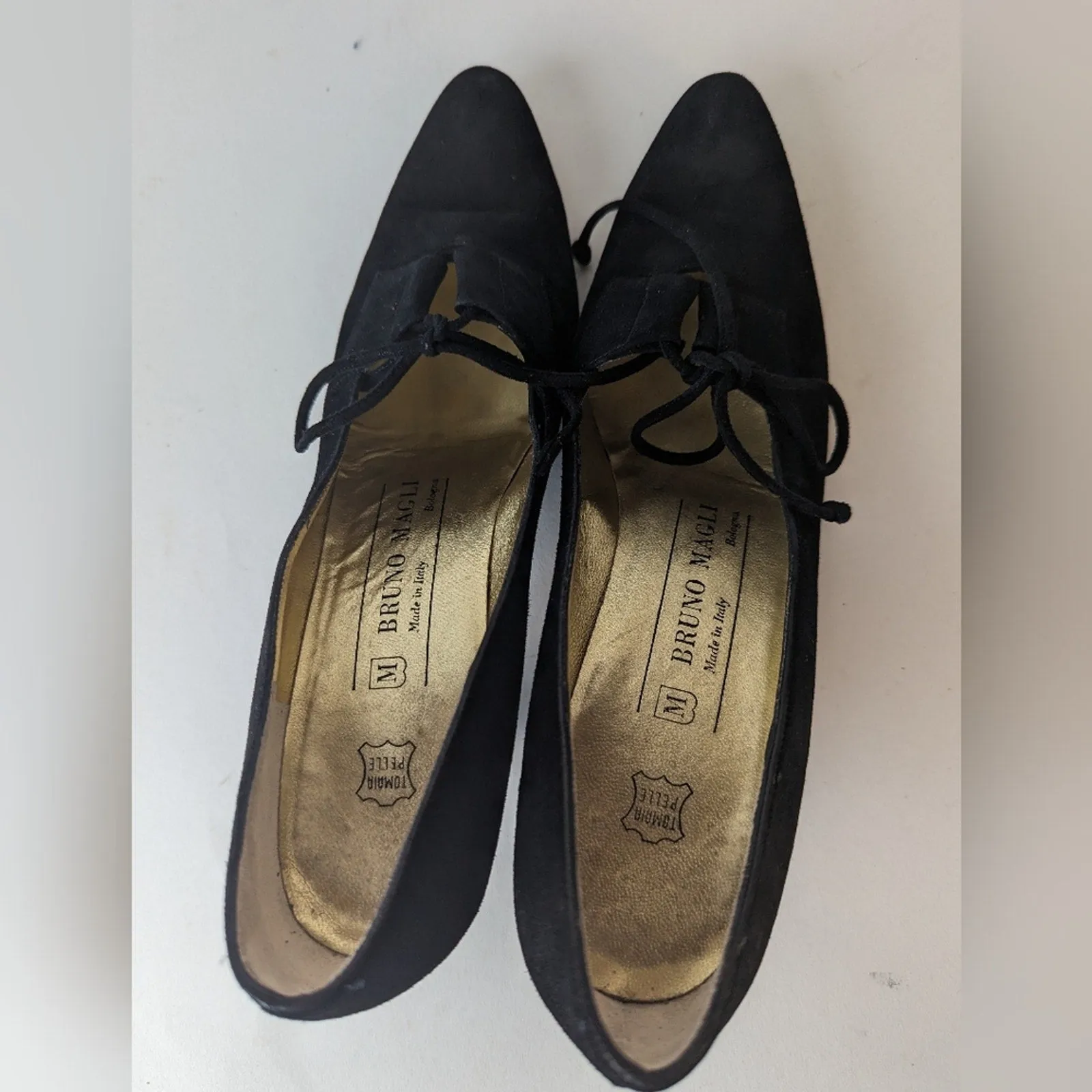 Bruno Magli Suede Heels - 6.5 AAA