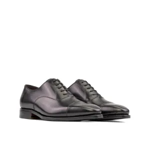 Cap Toe Oxford in Black Box Calf