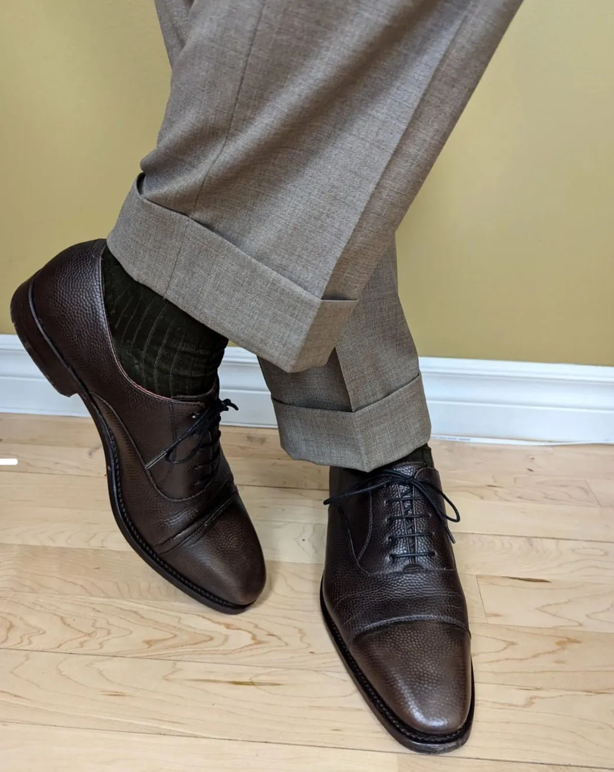 Cap Toe Oxford in Dark Brown Pebble Grain