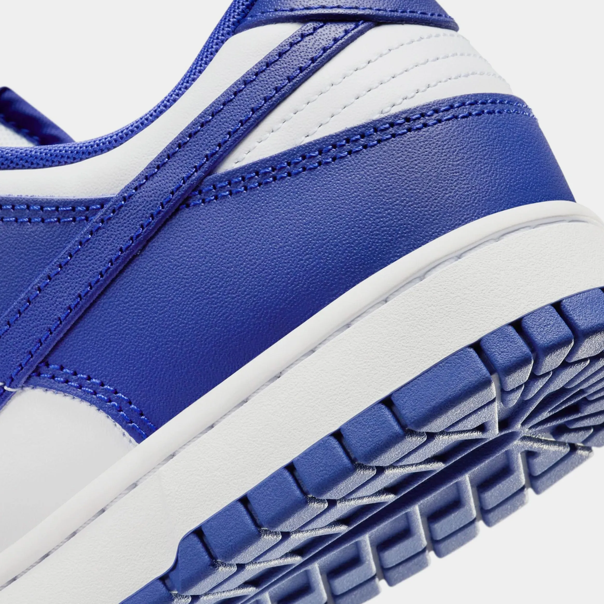Dunk Low Retro Mens Lifestyle Shoes (White/Concord/University Red)