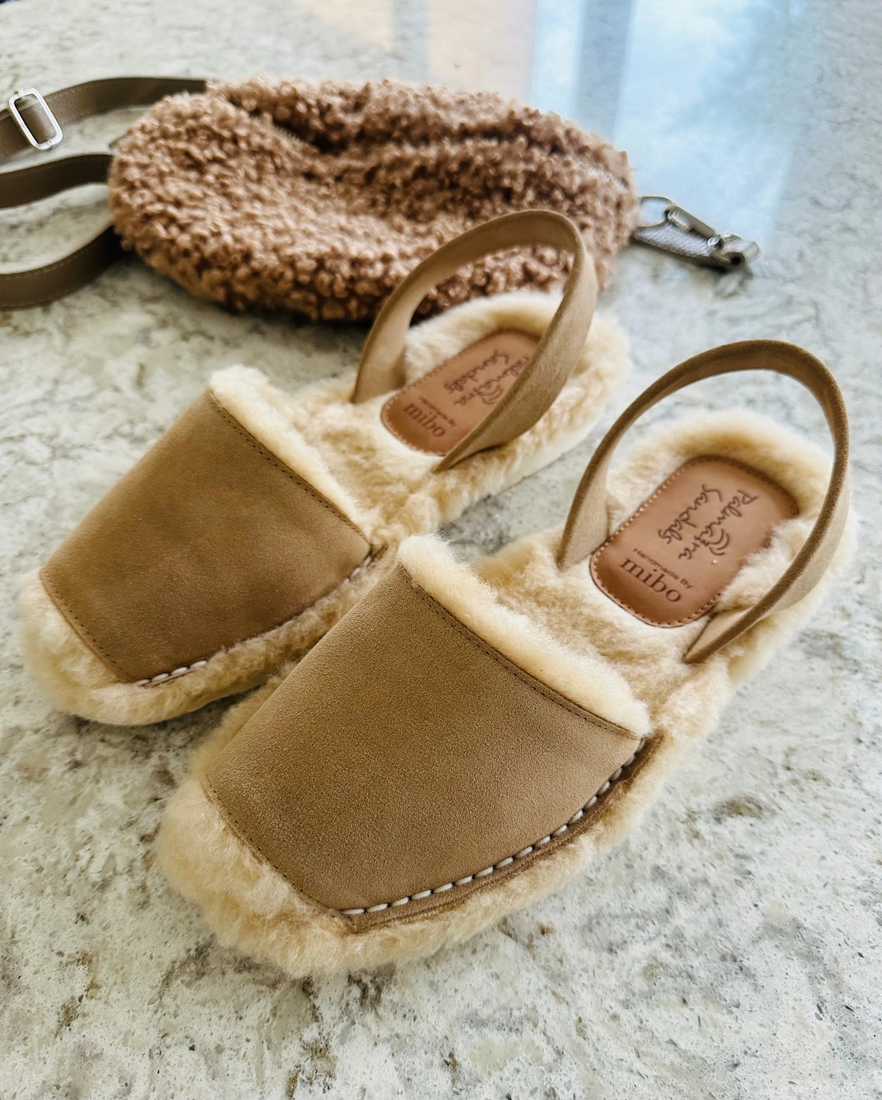 Sandy Suede Palmaira Snug